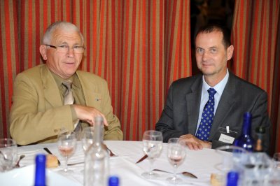 688 - Assemblée Générale de l'ANAMAT du 10 au 12 Mai 2011( Repas mercredi midi )